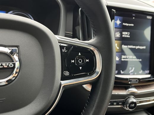 Volvo  XC60 Volvo 2.0 T8 Twin Engine AWD Inscription ActivLease financial lease