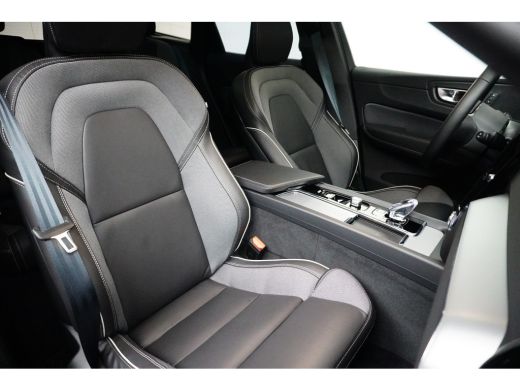 Volvo  XC60 Volvo T6 AWD Plus Dark | Adaptive Cruise | Panoramadak | Sportstoelen | Stuur/Stoelverwarming | T... ActivLease financial lease
