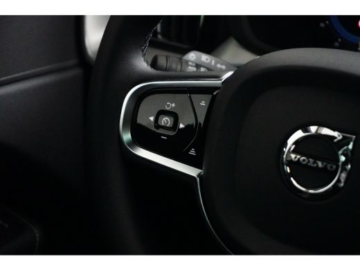 Volvo  XC60 Volvo T6 AWD Plus Dark | Adaptive Cruise | Panoramadak | Sportstoelen | Stuur/Stoelverwarming | T... ActivLease financial lease
