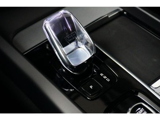Volvo  XC60 Volvo T6 AWD Plus Dark | Adaptive Cruise | Panoramadak | Sportstoelen | Stuur/Stoelverwarming | T... ActivLease financial lease