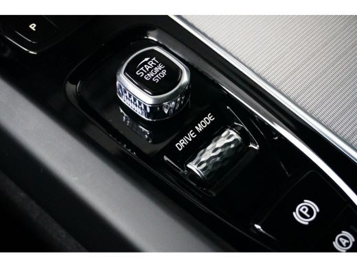Volvo  XC60 T8 AWD R-Design | Luchtvering | Bowers & Wilkins | Panoramadak | Head-up Display | 360 Camera | T... ActivLease financial lease