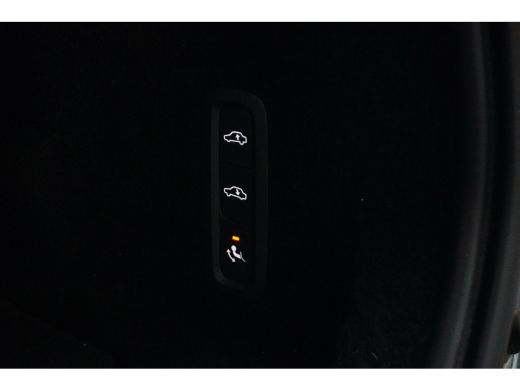 Volvo  XC60 T8 AWD R-Design | Luchtvering | Bowers & Wilkins | Panoramadak | Head-up Display | 360 Camera | T... ActivLease financial lease