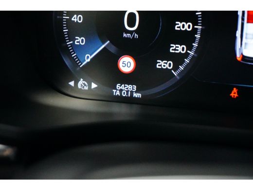 Volvo  XC60 T8 AWD R-Design | Luchtvering | Bowers & Wilkins | Panoramadak | Head-up Display | 360 Camera | T... ActivLease financial lease