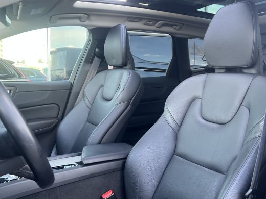 Volvo  XC60 Volvo T8 Plug-in hybrid AWD Inscription | Trekhaak | 360 Camera | Adaptive LED | Panoramadak | Ha... ActivLease financial lease