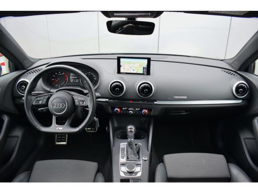 Audi A3 Limousine 30 TFSI Sport S Line Edition | Automaat | 2x S-Line | Half Leer | Navi ActivLease financial lease