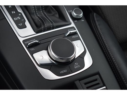 Audi A3 Limousine 30 TFSI Sport S Line Edition | Automaat | 2x S-Line | Half Leer | Navi ActivLease financial lease