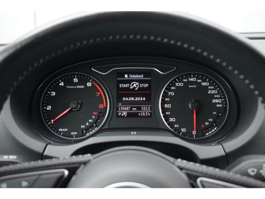 Audi A3 Limousine 30 TFSI Sport S Line Edition | Automaat | 2x S-Line | Half Leer | Navi ActivLease financial lease