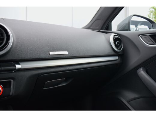 Audi A3 Limousine 30 TFSI Sport S Line Edition | Automaat | 2x S-Line | Half Leer | Navi ActivLease financial lease