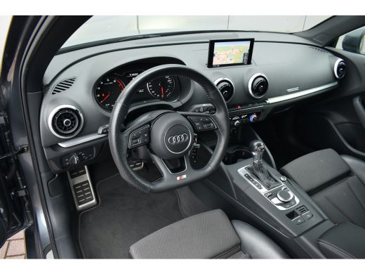 Audi A3 Limousine 30 TFSI Sport S Line Edition | Automaat | 2x S-Line | Half Leer | Navi ActivLease financial lease