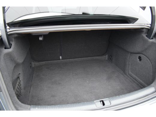 Audi A3 Limousine 30 TFSI Sport S Line Edition | Automaat | 2x S-Line | Half Leer | Navi ActivLease financial lease