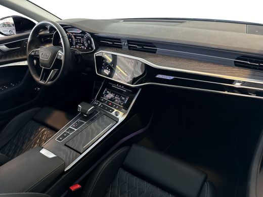 Audi A6 Avant 55 367pk TFSI e quattro S edition Competition / Stoelverwarming voor en achter / Optiekpakk... ActivLease financial lease