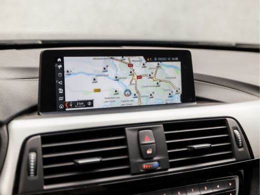 BMW 3 Serie Touring 318i M Sport Shadow Automaat (GROOT NAVI, M PAKKET, DEALER ONDERHOUDEN, STOELVERWARMING, ... ActivLease financial lease
