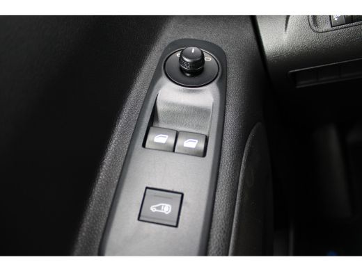Citroën Berlingo 1.5 BlueHDI 100pk Club | Airco | 3-Zits | Navigatie d.m.v Apple Carplay- Android Auto | 2 zitplaa... ActivLease financial lease