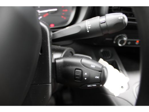 Citroën Berlingo 1.5 BlueHDI 100pk Club | Airco | 3-Zits | Navigatie d.m.v Apple Carplay- Android Auto | 2 zitplaa... ActivLease financial lease
