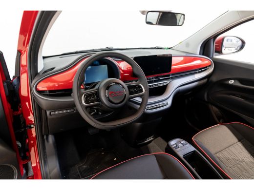 Fiat 500 RED 24 kWh | Airco (automatisch) | Airco (automatisch) | Apple Carplay/Android Auto ActivLease financial lease