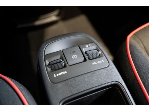 Fiat 500 RED 24 kWh | Airco (automatisch) | Airco (automatisch) | Apple Carplay/Android Auto ActivLease financial lease