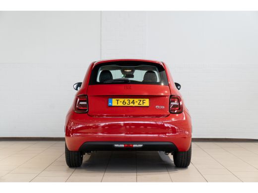 Fiat 500 RED 24 kWh | Airco (automatisch) | Airco (automatisch) | Apple Carplay/Android Auto ActivLease financial lease