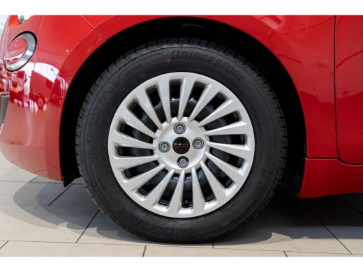 Fiat 500 RED 24 kWh | Airco (automatisch) | Airco (automatisch) | Apple Carplay/Android Auto ActivLease financial lease