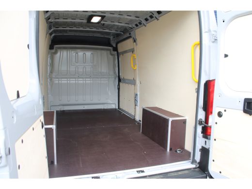 Fiat Ducato 2.2 MultiJet 140 pk S&S L3H2 3.3t | € 10.380,- Voorraad Voordeel | 3,9% Financial Lease | BETIMME... ActivLease financial lease