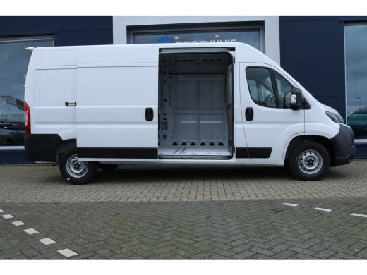 Fiat Ducato 2.2 MultiJet 140 pk S&S L3H2 3.3t | € 9.972,- Voorraad Voordeel | 3,9% Financial Lease | | Achter... ActivLease financial lease