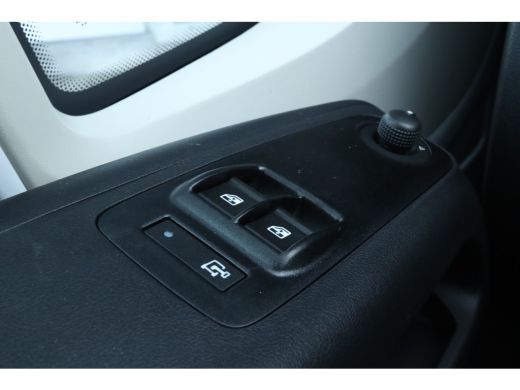 Fiat Ducato 2.2 MultiJet 140 pk S&S L3H2 3.3t | € 9.972,- Voorraad Voordeel | 3,9% Financial Lease | | Achter... ActivLease financial lease