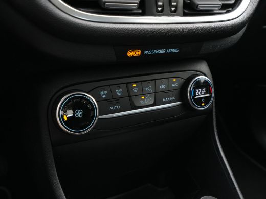 Ford Fiesta 1.0 EcoBoost Titanium Navi via App Clima Pdc Cruise 336 ActivLease financial lease