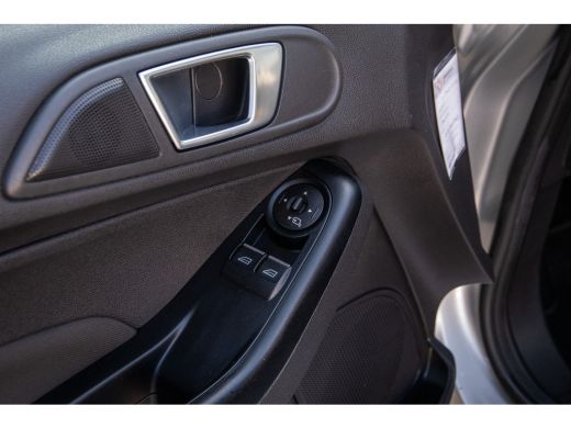 Ford Fiesta Ford 1.0 Style Ultimate| Airco | Hoofd airbag(s) voor | Lichtmetalen velgen 15" | Airco | Hoofd a... ActivLease financial lease