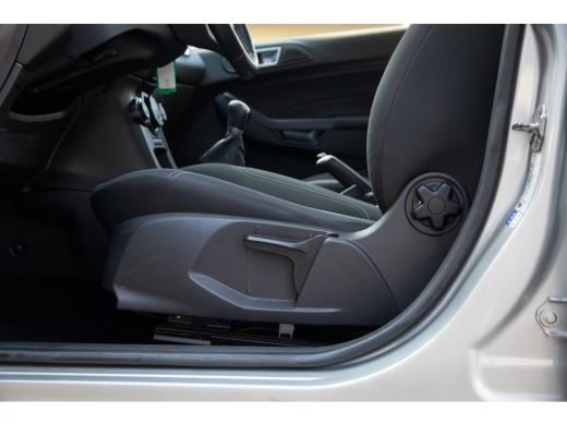 Ford Fiesta Ford 1.0 Style Ultimate| Airco | Hoofd airbag(s) voor | Lichtmetalen velgen 15" | Airco | Hoofd a... ActivLease financial lease