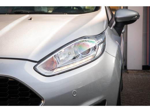 Ford Fiesta Ford 1.0 Style Ultimate| Airco | Hoofd airbag(s) voor | Lichtmetalen velgen 15" | Airco | Hoofd a... ActivLease financial lease