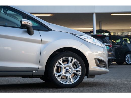 Ford Fiesta Ford 1.0 Style Ultimate| Airco | Hoofd airbag(s) voor | Lichtmetalen velgen 15" | Airco | Hoofd a... ActivLease financial lease