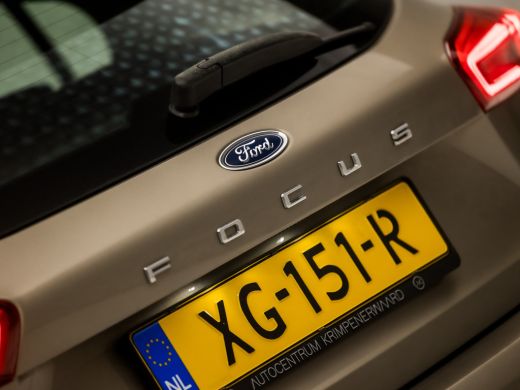 Ford Focus 1.0 EcoBoost Titanium Sport (APPLE CARPLAY, GROOT NAVI, CLIMATE, LM VELGEN, SPORTSTOELEN, KEYLESS... ActivLease financial lease