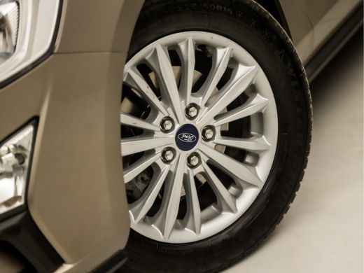 Ford Focus 1.0 EcoBoost Titanium Sport (APPLE CARPLAY, GROOT NAVI, CLIMATE, LM VELGEN, SPORTSTOELEN, KEYLESS... ActivLease financial lease