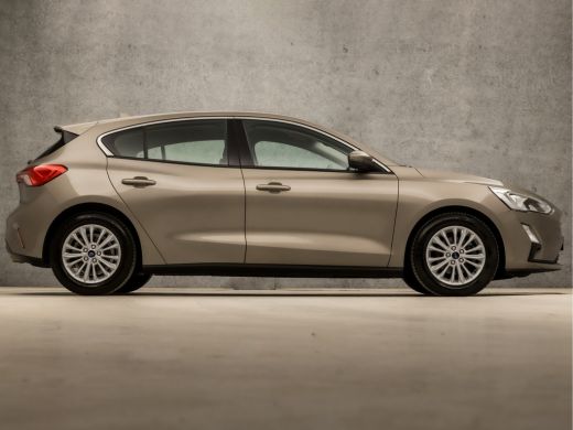 Ford Focus 1.0 EcoBoost Titanium Sport (APPLE CARPLAY, GROOT NAVI, CLIMATE, LM VELGEN, SPORTSTOELEN, KEYLESS... ActivLease financial lease