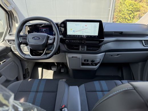 Ford Transit Custom 2.0 TDCI 170 PK AUTOMAAT / L2H1 / Limited Sport / 6 PERS DUBBEL CABINE / 2x SCHUIFDEUR / CAMERA /... ActivLease financial lease