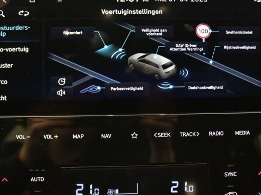 Hyundai Tucson 1.6 T-GDI PHEV Comfort Sky 4WD 265PK Aut. Pano-Schuifdak, Adaptieve Cruise Controle, Navi, Stoel-... ActivLease financial lease