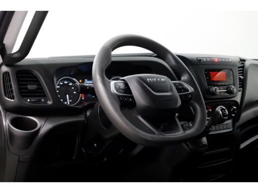 Iveco Daily 35C16 160pk L2H2 Dubbel Lucht Airco/Imperiaal/Trekhaak 3500kg 02-2020 ActivLease financial lease