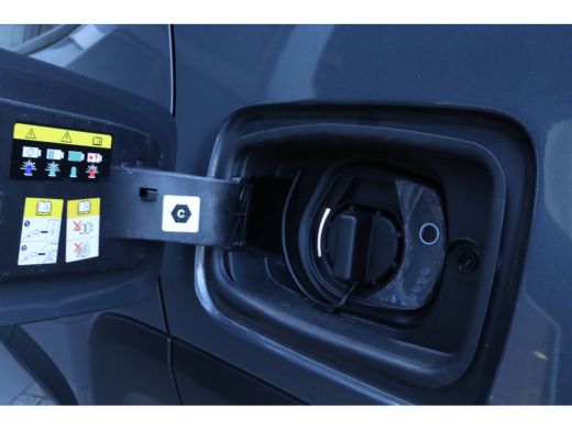 Jeep Renegade Jeep 4xe 240 Plug-in Hybrid Electric Upland | Adaptieve Cruise | PDC V/A | Navi | Carplay | Clima... ActivLease financial lease