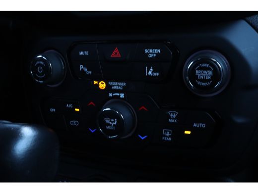 Jeep Renegade Jeep 4xe 240 Plug-in Hybrid Electric Upland | Adaptieve Cruise | PDC V/A | Navi | Carplay | Clima... ActivLease financial lease