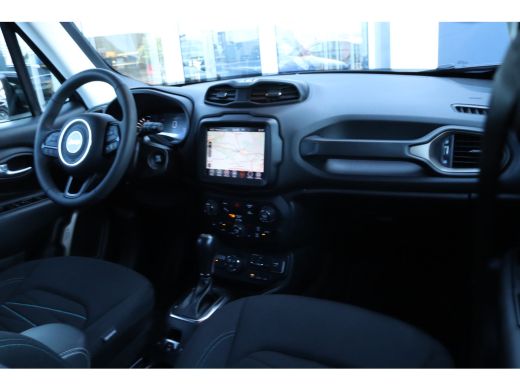 Jeep Renegade Jeep 4xe 240 Plug-in Hybrid Electric Upland | Adaptieve Cruise | PDC V/A | Navi | Carplay | Clima... ActivLease financial lease