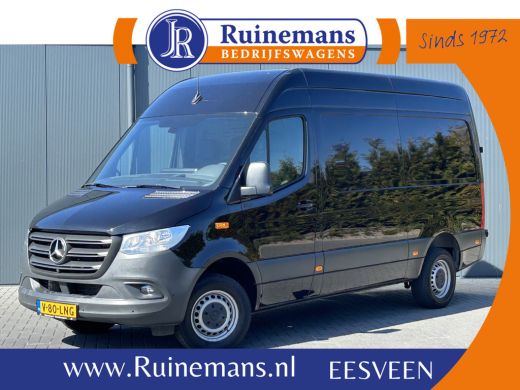 Mercedes Sprinter 317 CDI 170 PK / L2H2 / AIRCO / CRUISE / CAMERA / NAVIGATIE / 3-ZITS Mercedes Sprinter 317 CDI 170 PK / L2H2 / AIRCO / CRUISE / CAMERA / NAVIGATIE / 3-ZITS