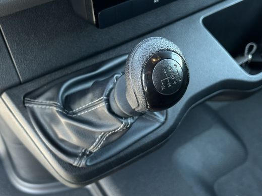 Mercedes Sprinter 317 CDI 170 PK / L2H2 / AIRCO / CRUISE / CAMERA / NAVIGATIE / 3-ZITS ActivLease financial lease