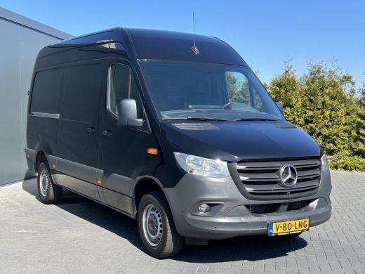 Mercedes Sprinter 317 CDI 170 PK / L2H2 / AIRCO / CRUISE / CAMERA / NAVIGATIE / 3-ZITS ActivLease financial lease