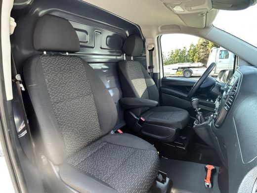 Mercedes Vito 116 CDI 164 PK / L2H1 / 1e EIG. / TREKHAAK / AIRCO / CRUISE / NAVI / CAMERA ActivLease financial lease