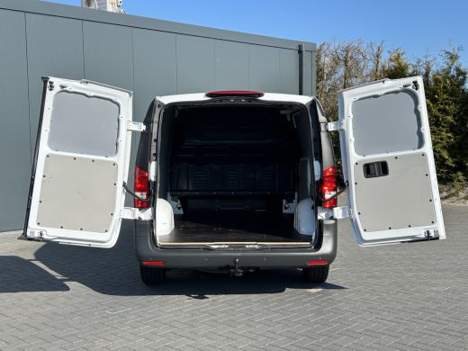 Mercedes Vito 116 CDI 164 PK / L2H1 / 1e EIG. / TREKHAAK / AIRCO / CRUISE / NAVI / CAMERA ActivLease financial lease