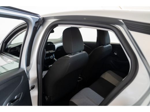 Opel Corsa 1.2 Turbo 100 PK | Camera | Parkeersensoren | Apple Carplay & Android Auto | Dodehoek bewaking | ActivLease financial lease
