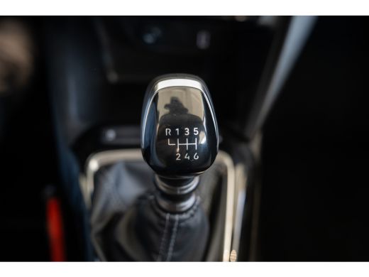 Opel Corsa 1.2 Turbo 100 PK | Camera | Parkeersensoren | Apple Carplay & Android Auto | Dodehoek bewaking | ActivLease financial lease