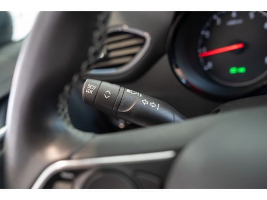 Opel Crossland X 1.2 Online Edition | Parkeersensoren | Apple Carplay & Android Auto | Lichtmetalen velgen | ActivLease financial lease