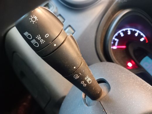 Opel Vivaro 1.6 CDTI L1H1 Edition 3 persoons | Airco | Cruise control | Houten vloer in laadruimte ActivLease financial lease
