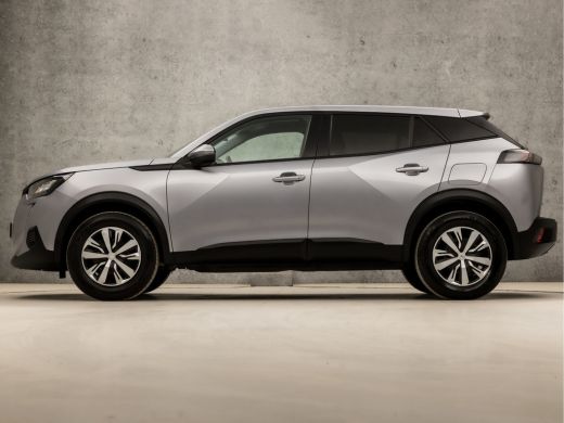 Peugeot 2008 1.2 PureTech Sport (APPLE CARPLAY, CLIMATE, 360 CAMERA, LED KOPLAMPEN, SPORTSTOELEN, GETINT GLAS,... ActivLease financial lease