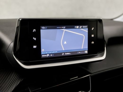 Peugeot 208 1.2 PureTech Sport (APPLE CARPLAY, GROOT NAVI, LM VELGEN, SPORTSTOELEN, CRUISE, PARKEERSENSOREN, ... ActivLease financial lease